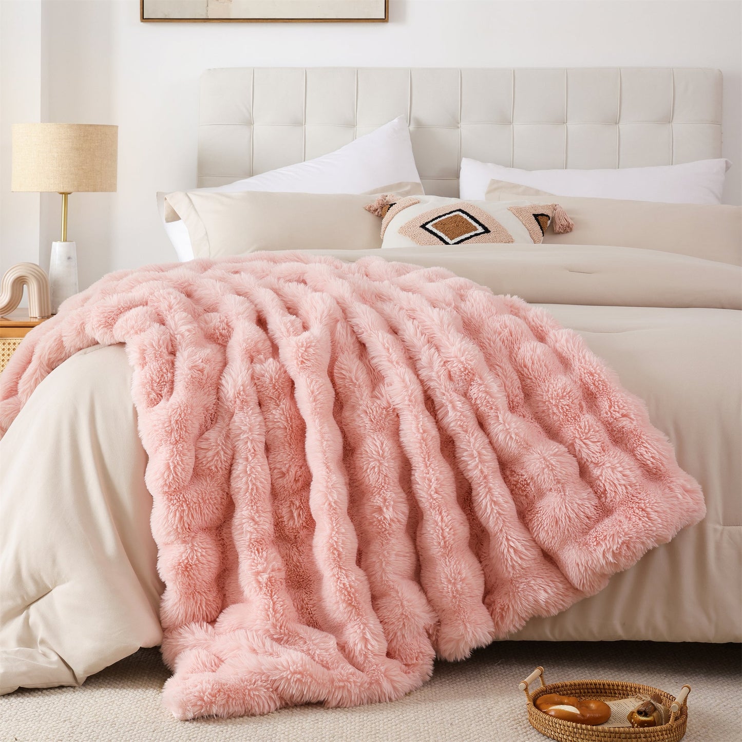 CloudLuxe™ - Plush Throw Blanket